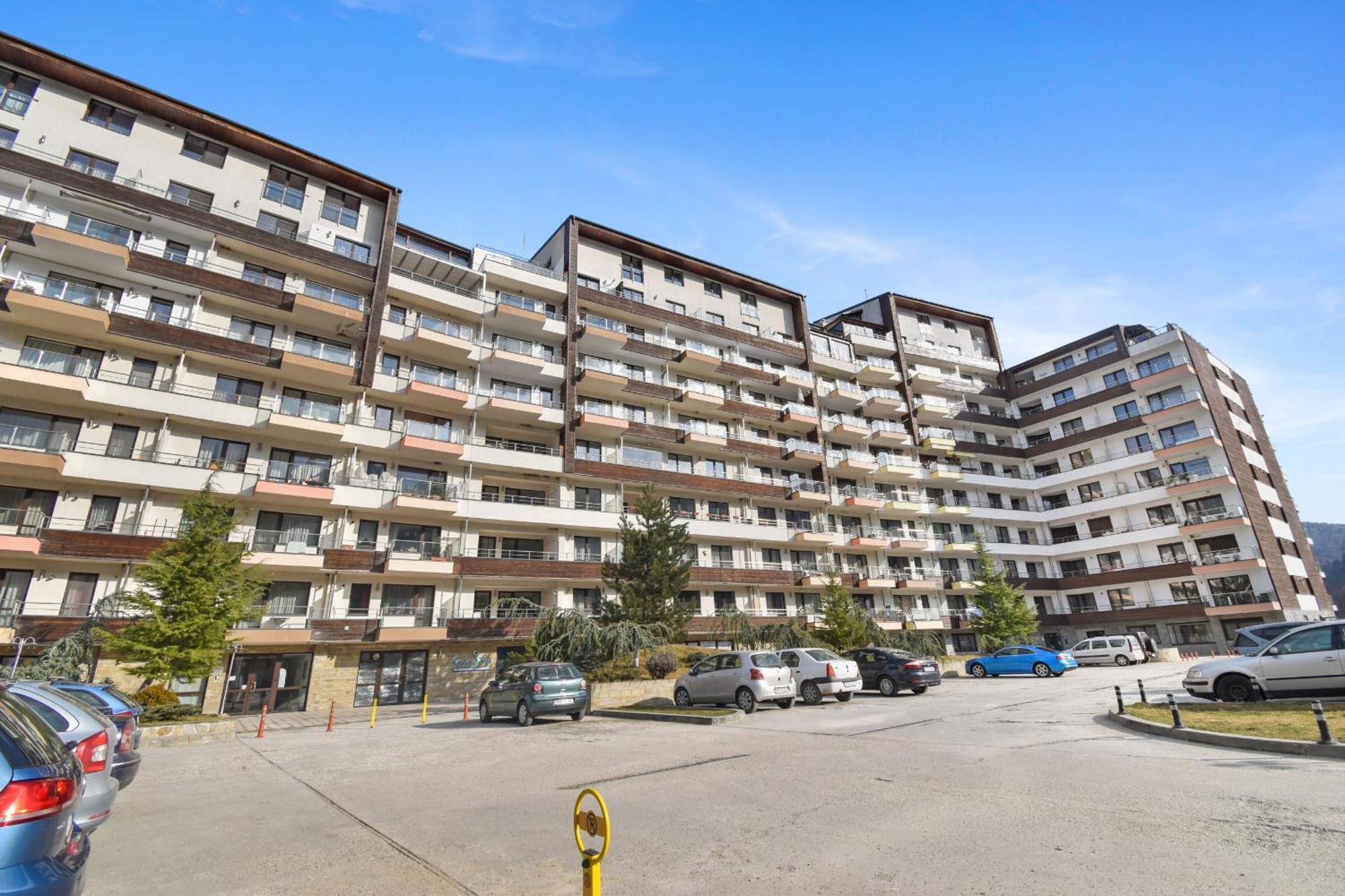 Sky Is The Limit Apartment ซินายา ภายนอก รูปภาพ